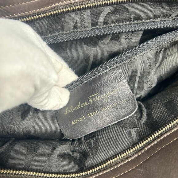 💎✨STUNNING✨💎AUTHENTIC Ferragamo Vara Tote bag - Picture 12 of 15